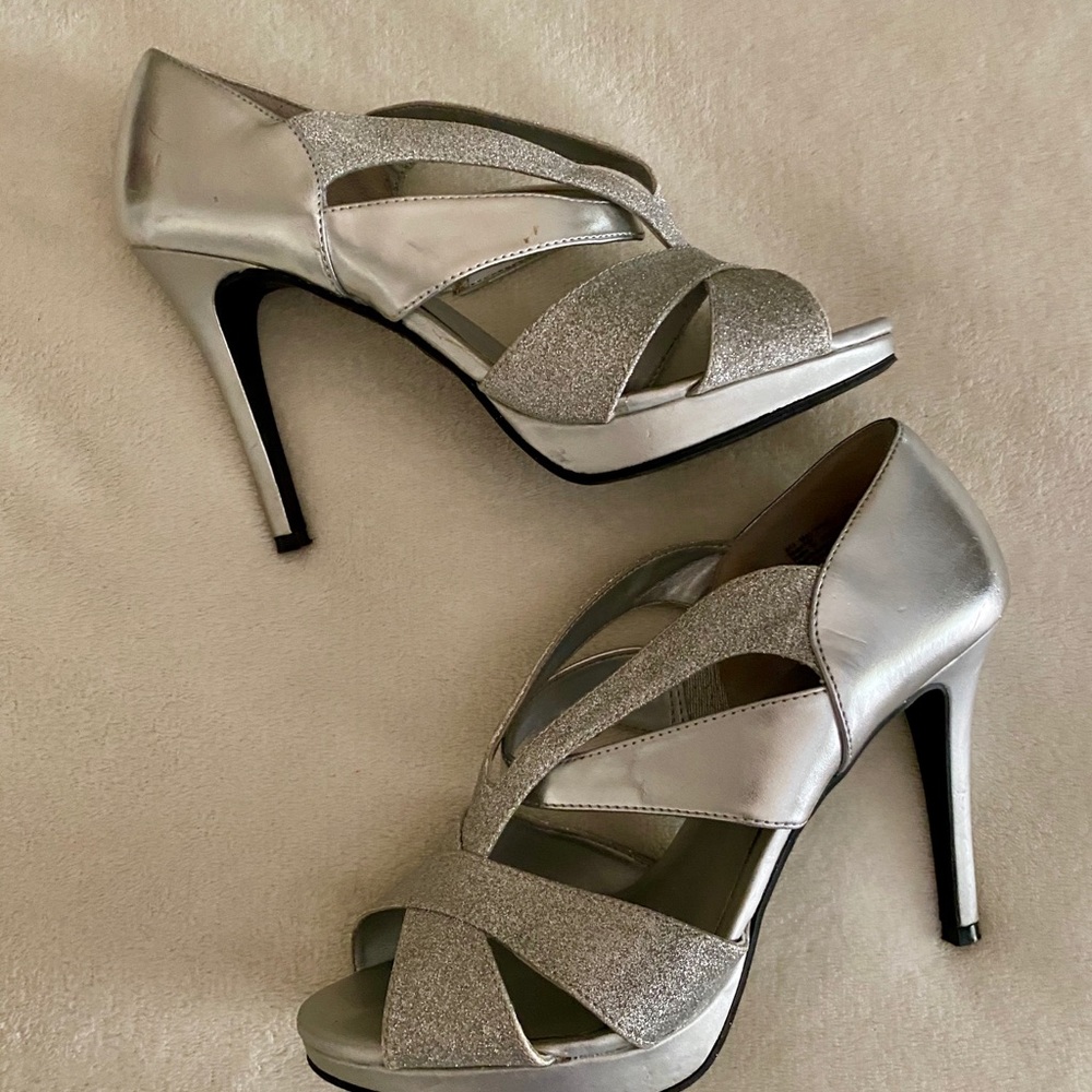 Prom Shoes - Picture 2 of 5